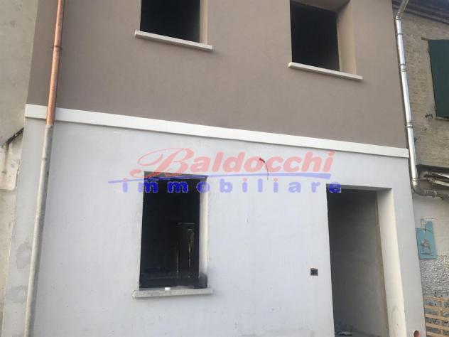 casa indipendente in vendita a Fano