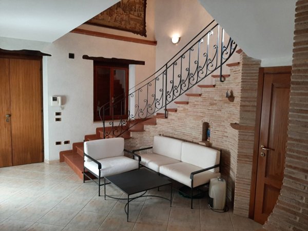 casa indipendente in vendita a Fano in zona Carignano Terme