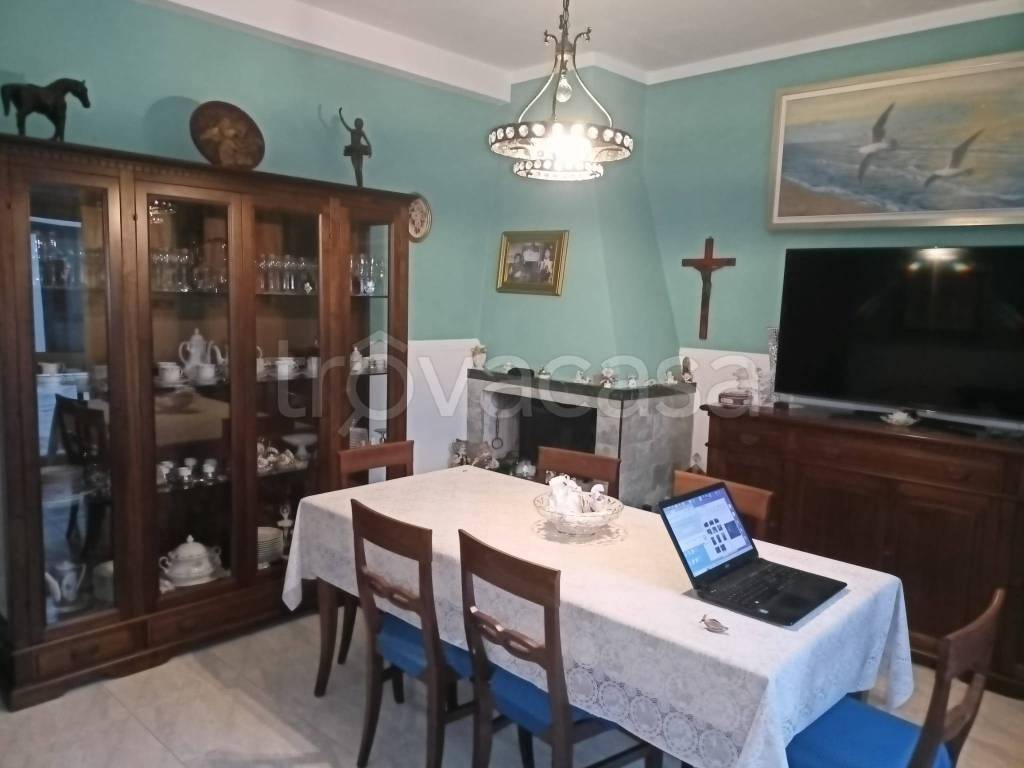 casa indipendente in vendita a Fano in zona Torrette