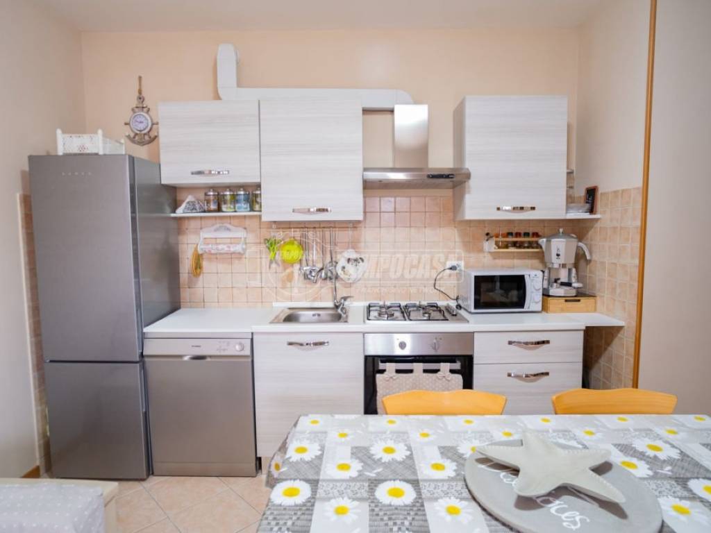 appartamento in vendita a Fano in zona Torrette