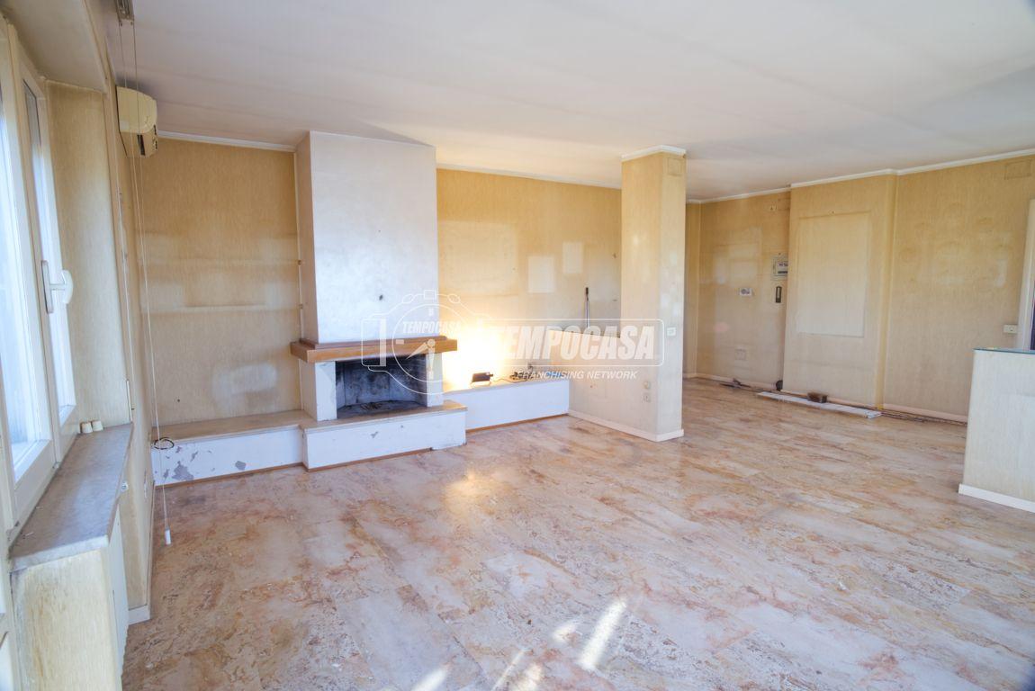 appartamento in vendita a Fano