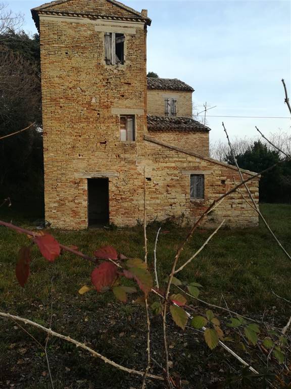 casa indipendente in vendita a Fano