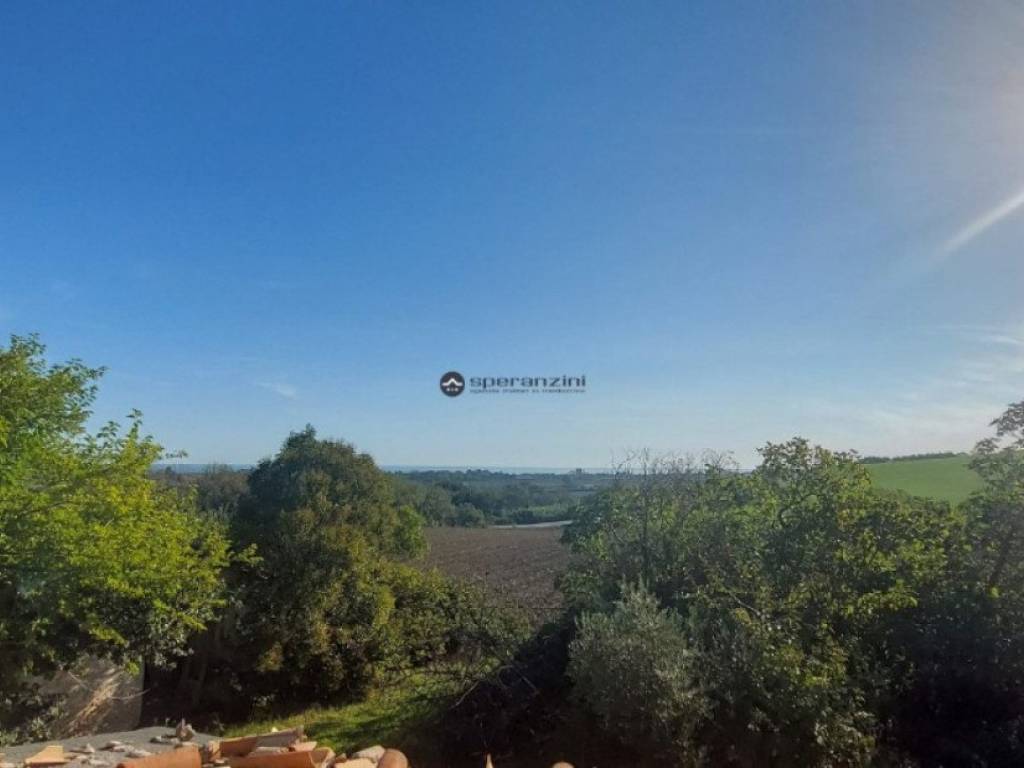 casa indipendente in vendita a Fano in zona Caminate