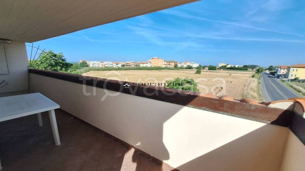 appartamento in vendita a Fano in zona Torrette