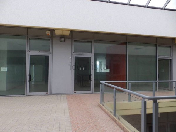ufficio in vendita a Fano in zona Bellocchi