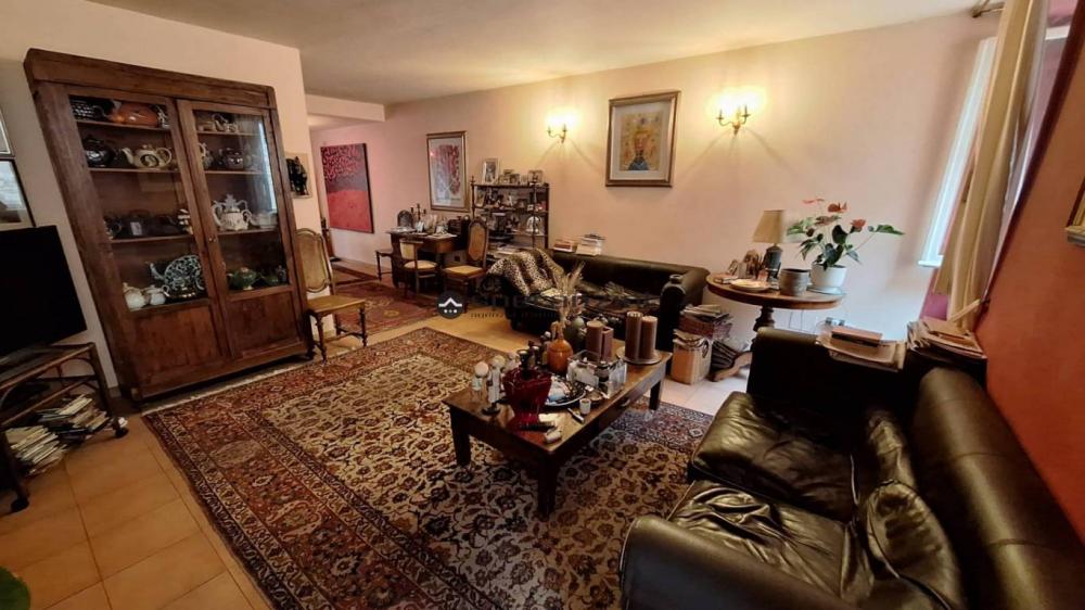 casa indipendente in vendita a Fano