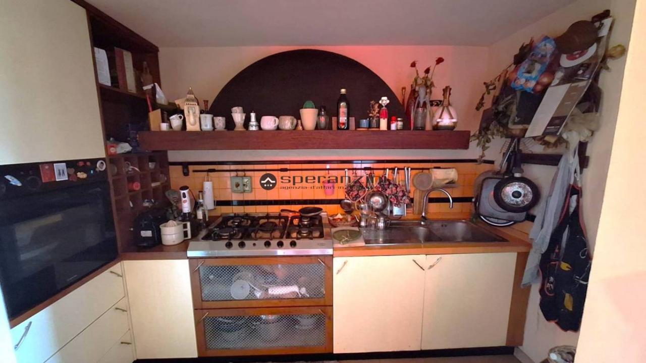 casa indipendente in vendita a Fano