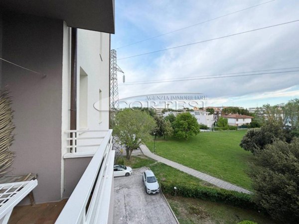 appartamento in vendita a Fano in zona Marotta