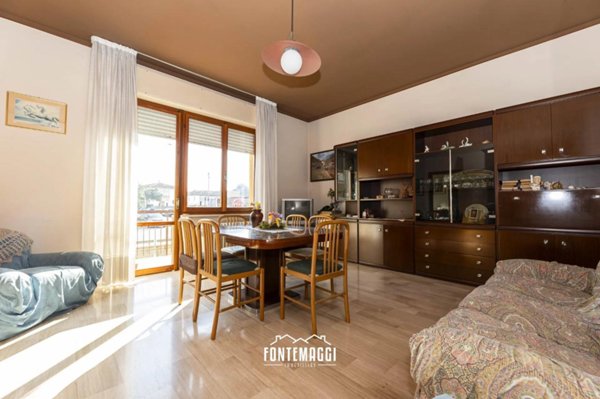 appartamento in vendita a Fano in zona Centinarola