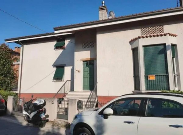 casa indipendente in vendita a Fano