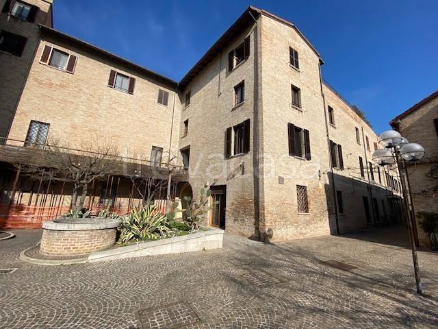 ufficio in vendita a Fano