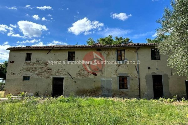 casa indipendente in vendita a Fano
