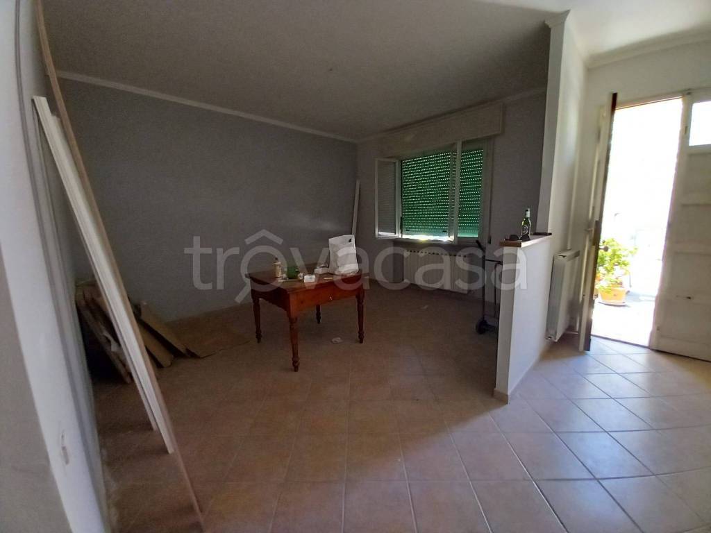 casa indipendente in vendita a Fano