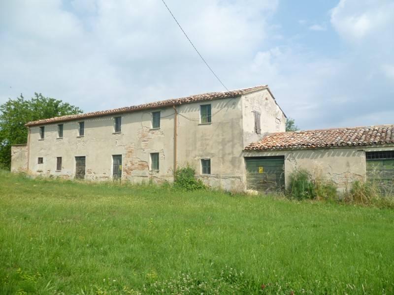 casa indipendente in vendita a Fano