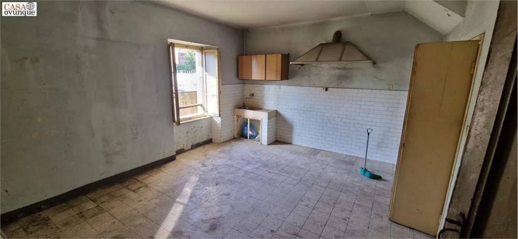 casa indipendente in vendita a Fano