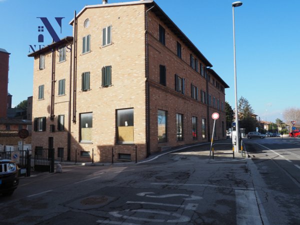 negozio in vendita a Fano