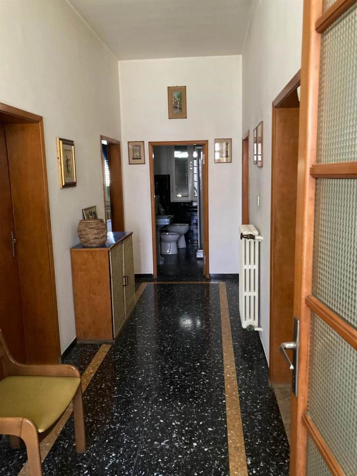 casa indipendente in vendita a Fano