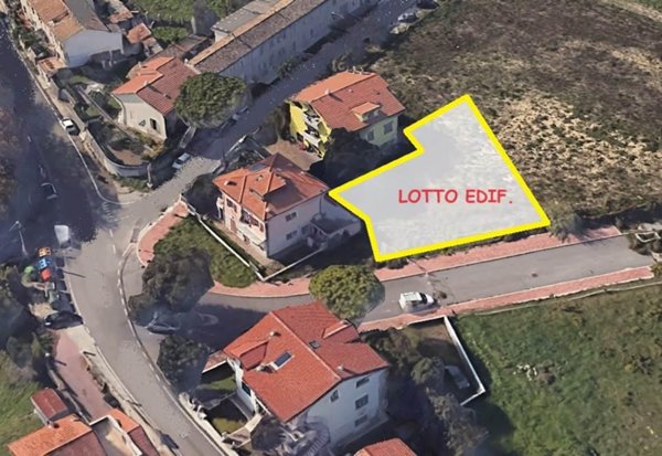 casa indipendente in vendita a Fano