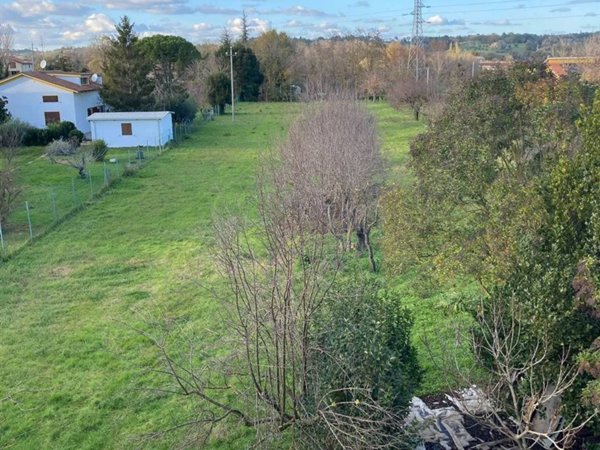 casa indipendente in vendita a Fano in zona Centinarola