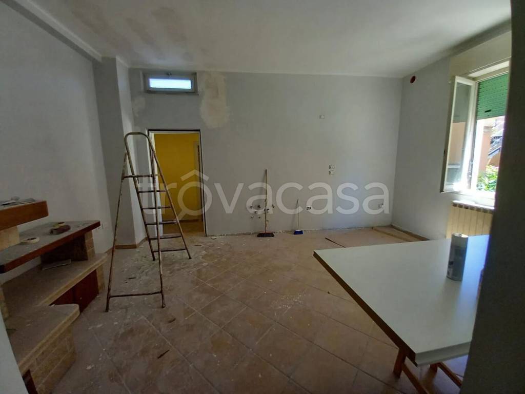 casa indipendente in vendita a Fano