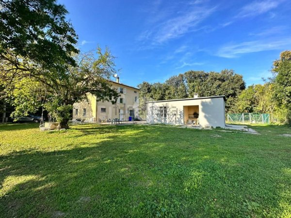 casa indipendente in vendita a Fano