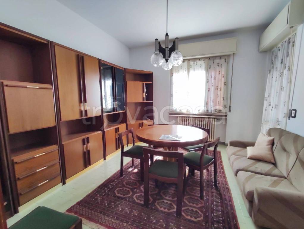 casa indipendente in vendita a Fano