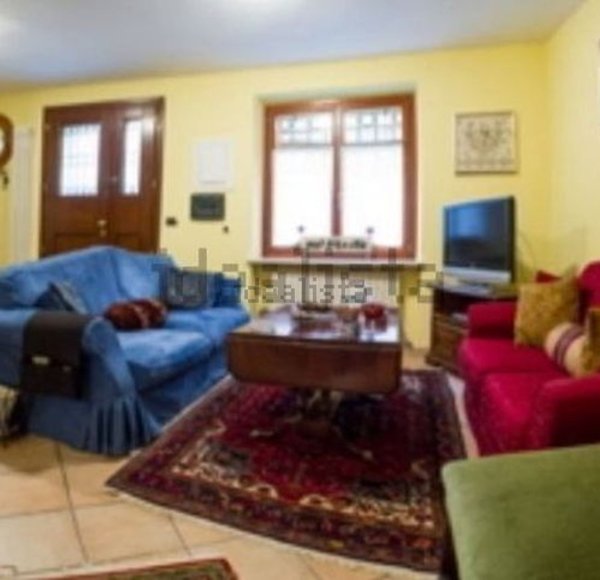 casa indipendente in vendita a Fano