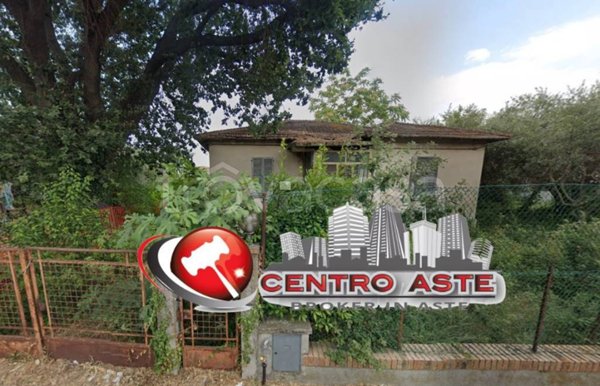 casa indipendente in vendita a Fano