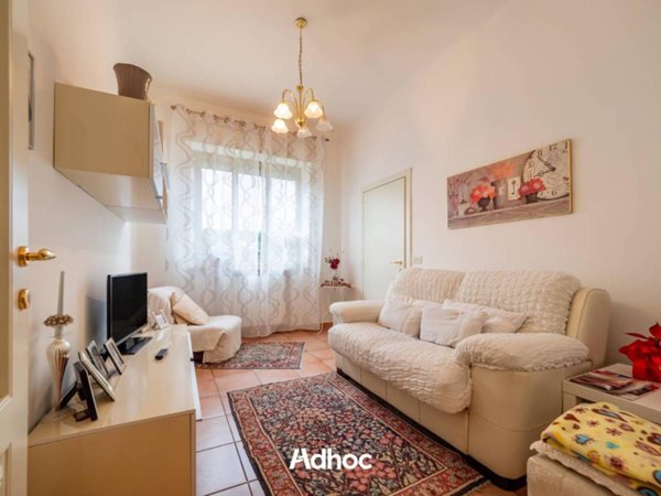 casa indipendente in vendita a Fano