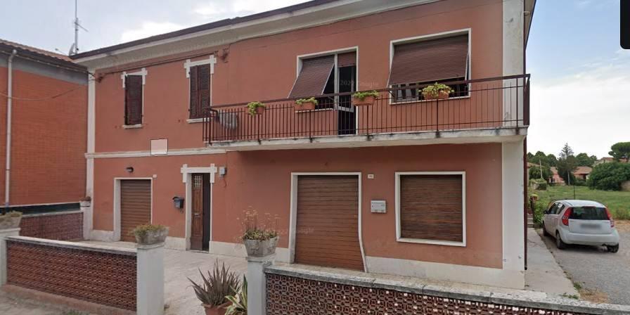 casa indipendente in vendita a Fano