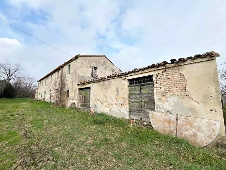 casa indipendente in vendita a Fano in zona Carrara