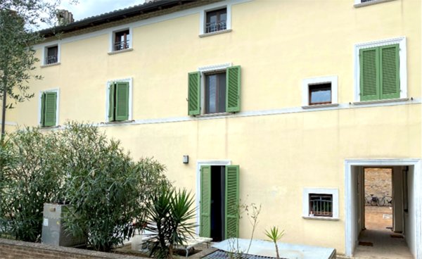 ufficio in vendita a Fano