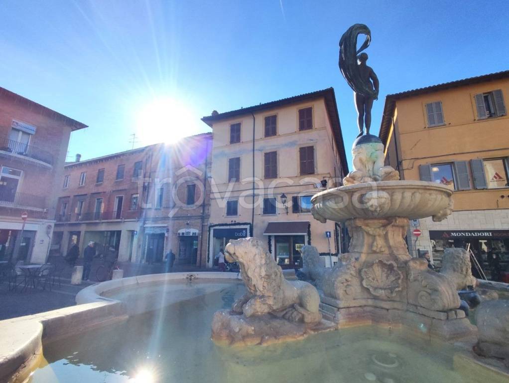 casa indipendente in vendita a Fano