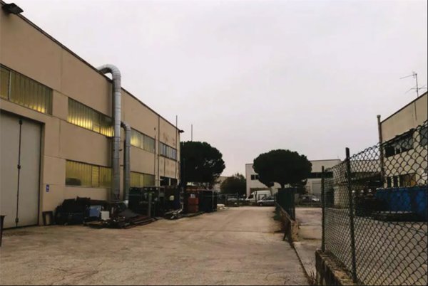 ufficio in vendita a Fano