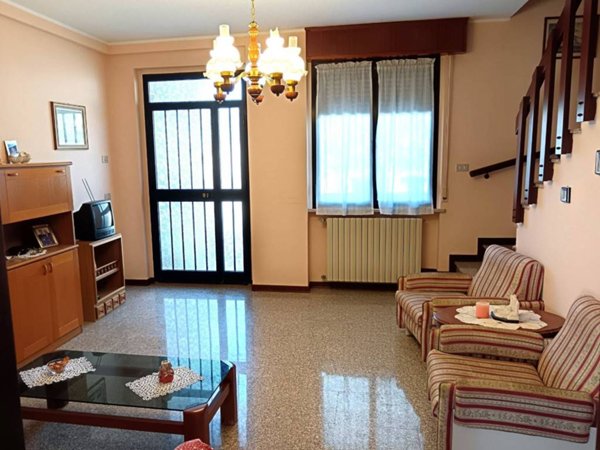 casa indipendente in vendita a Fano in zona Torrette