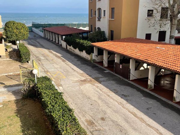 appartamento in vendita a Fano in zona Torrette