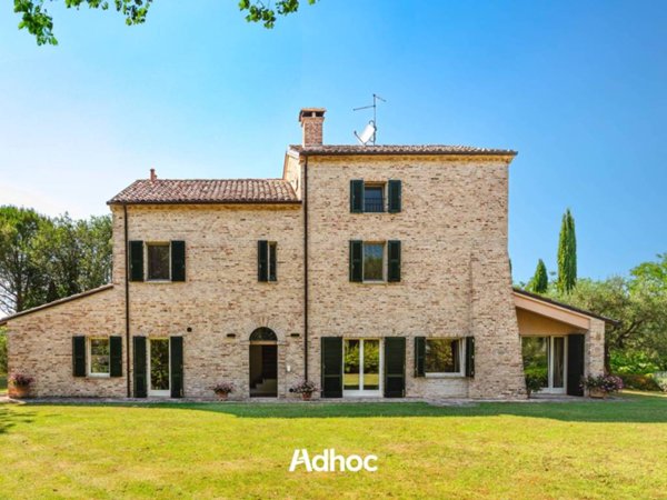 casa indipendente in vendita a Fano in zona Carignano Terme