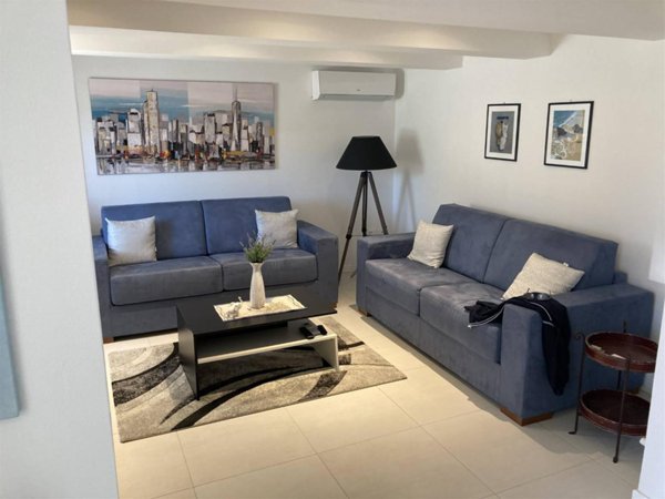 casa indipendente in vendita a Fano in zona Roncosambaccio