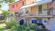 casa indipendente in vendita a Fano