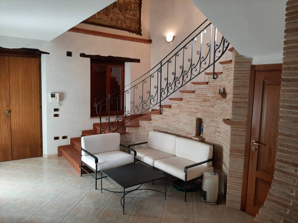 casa indipendente in vendita a Fano in zona Carignano Terme