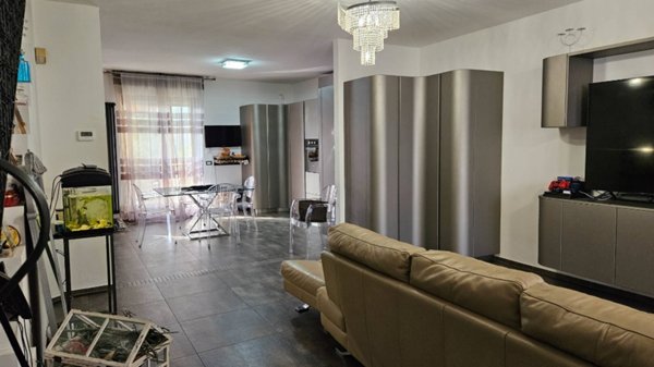 casa indipendente in vendita a Fano