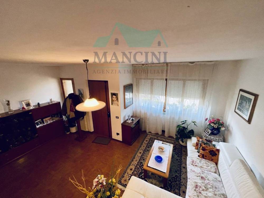 casa indipendente in vendita a Fano