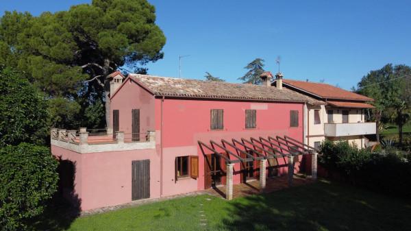 casa indipendente in vendita a Fano