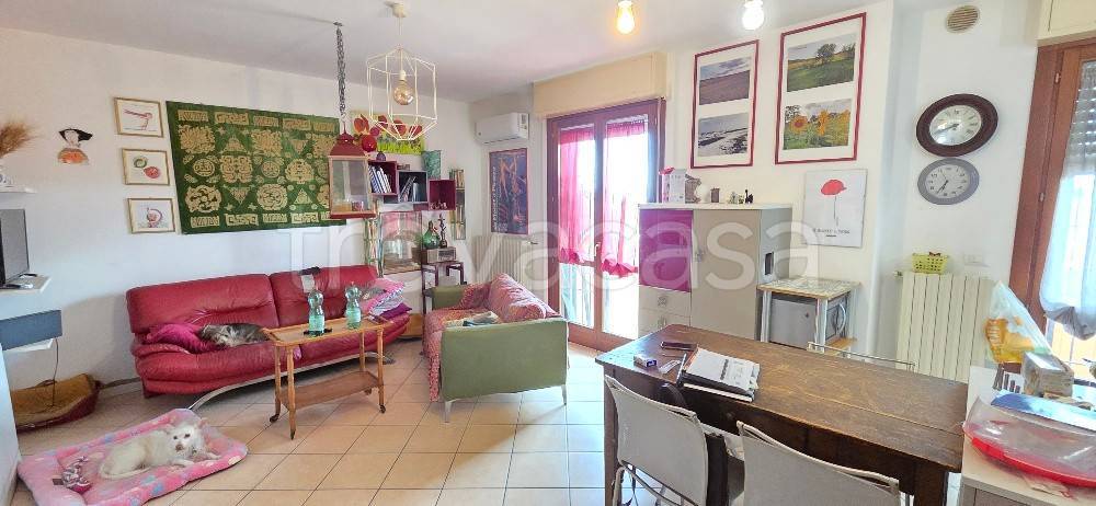 appartamento in vendita a Fano in zona Caminate
