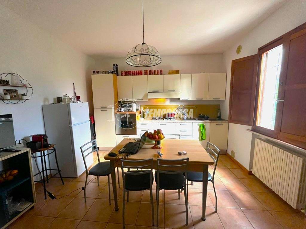 appartamento in vendita a Fano in zona Caminate