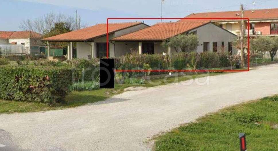 appartamento in vendita a Fano in zona Tombaccia