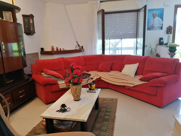 casa indipendente in vendita a Fano in zona Rosciano