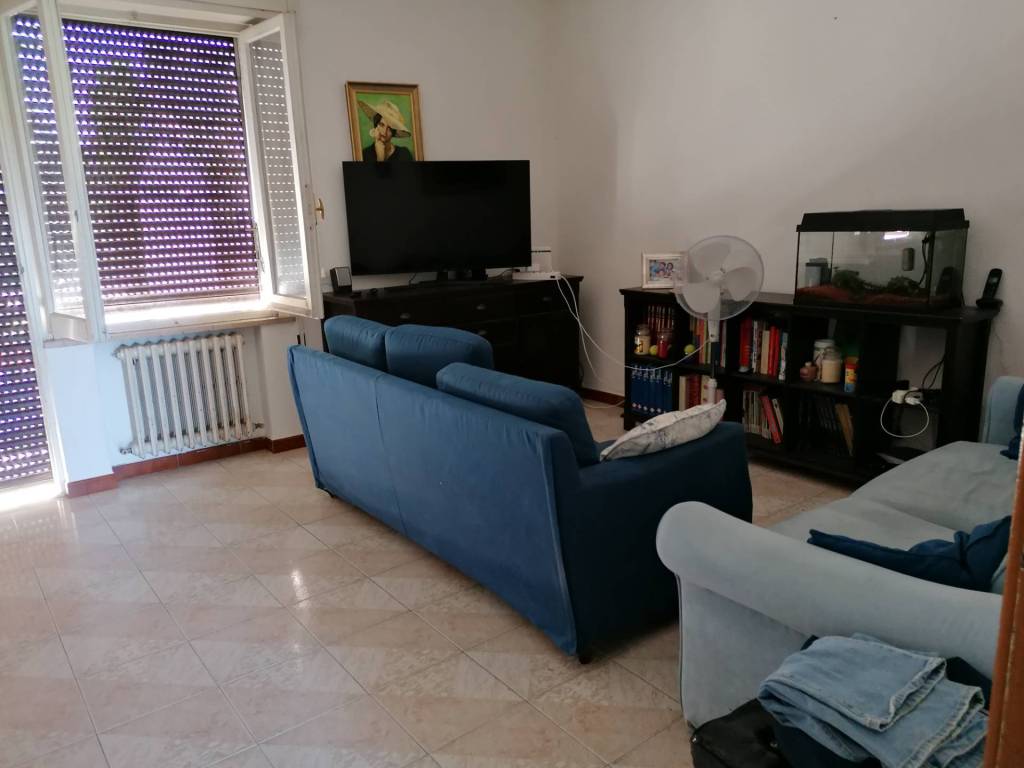 casa indipendente in vendita a Fano