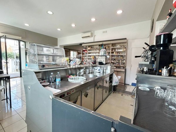 negozio in vendita a Fano