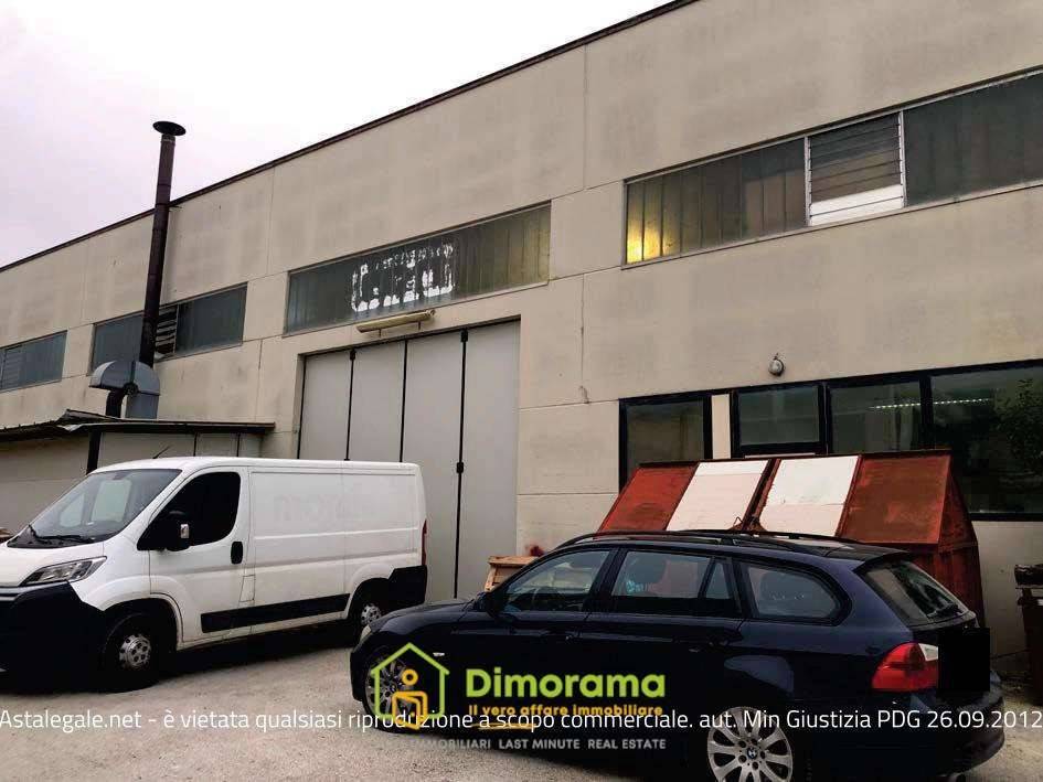 appartamento in vendita a Fano in zona Falcineto